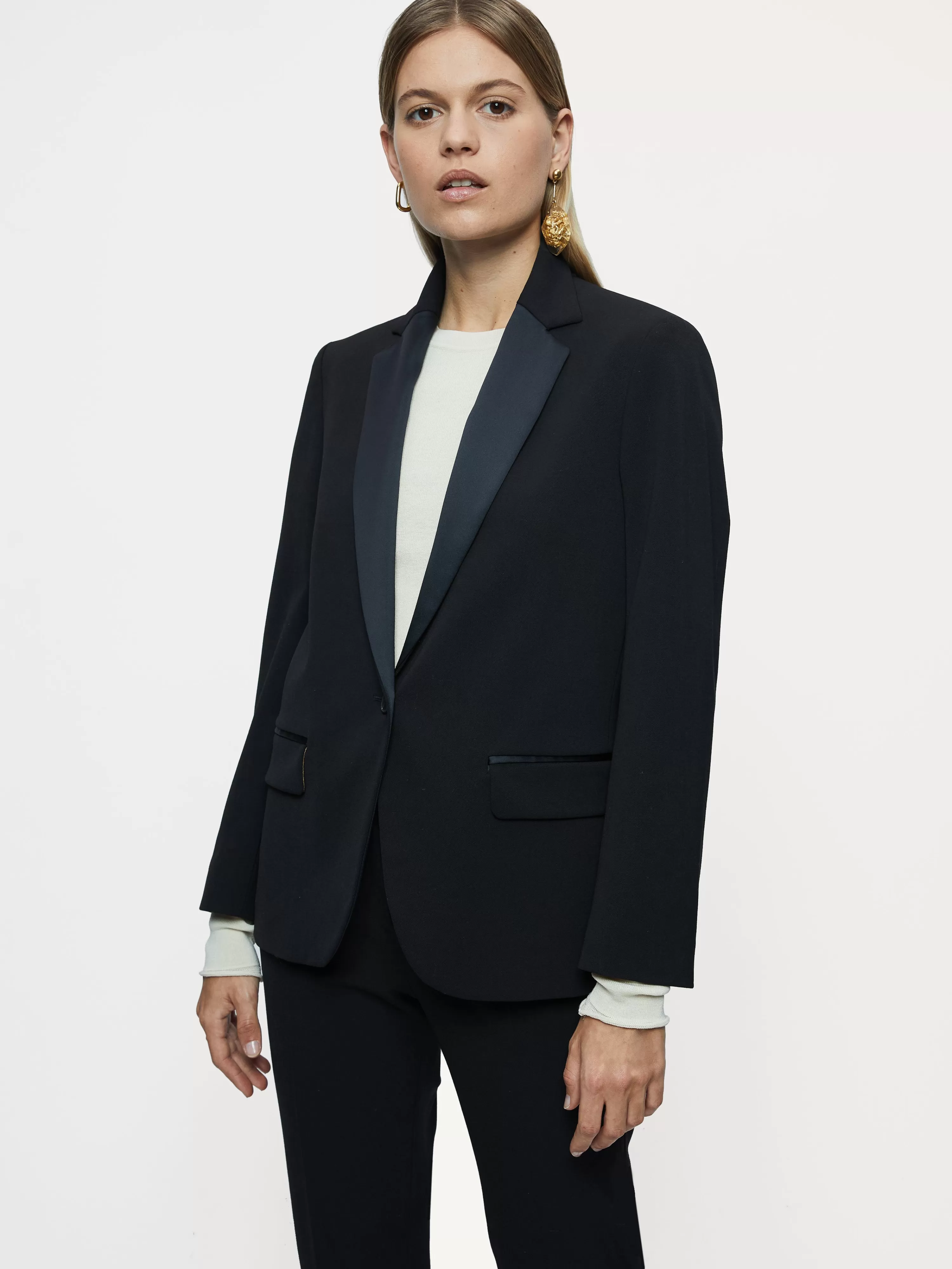 Jigsaw Paris Brook Satin Lapel Shortline Blazer-Women Coats & Jackets