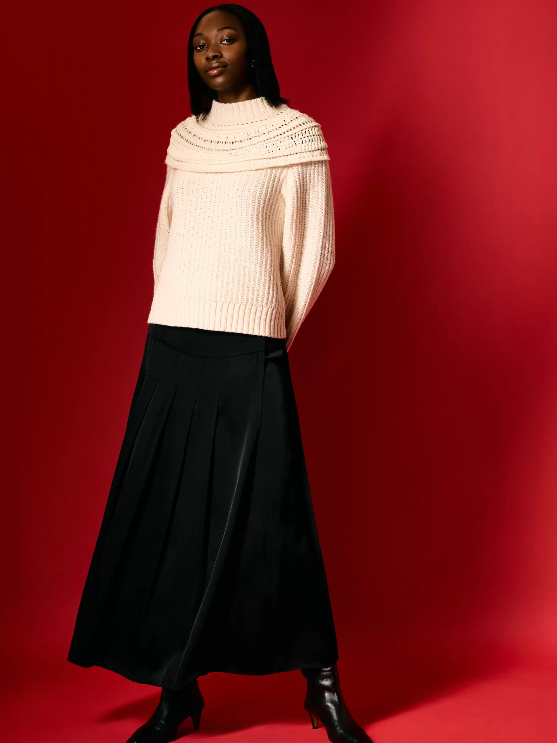 Jigsaw Knitwear & Cashmere-Crochet Yoke Jumper Cream