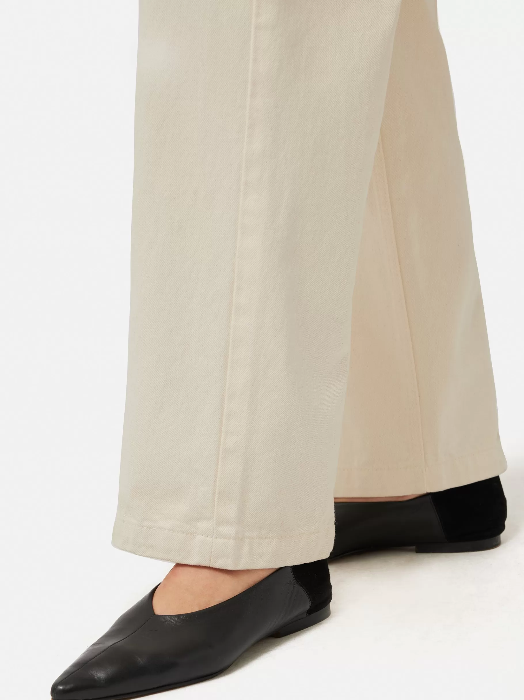 Jigsaw Flats | Leather-Linnie Flat Pointed Ballerina Black